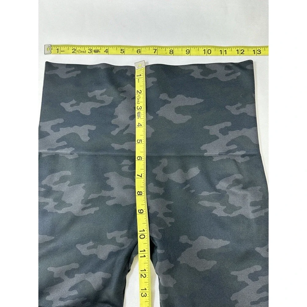 Spanx Leggings Womens Large Black Gray Camo Look At Me Now Seamless L - Picture 6 of 7